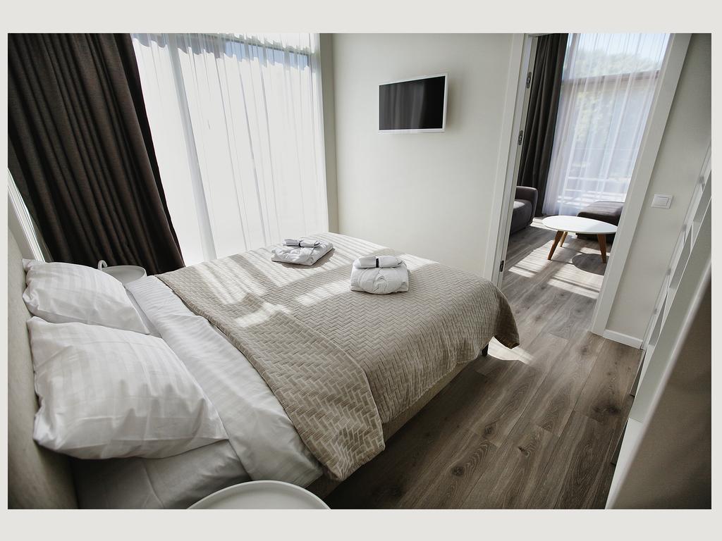 Linden Home Klaipeda Centrum Apartment Rum bild